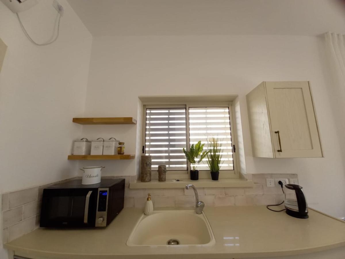 אירוח בהגושרים Apartment Bagian luar foto